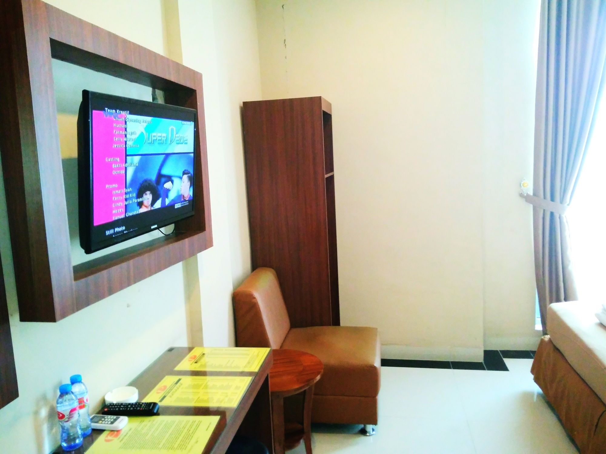 Hotel Parma Paus Pekanbaru Esterno foto